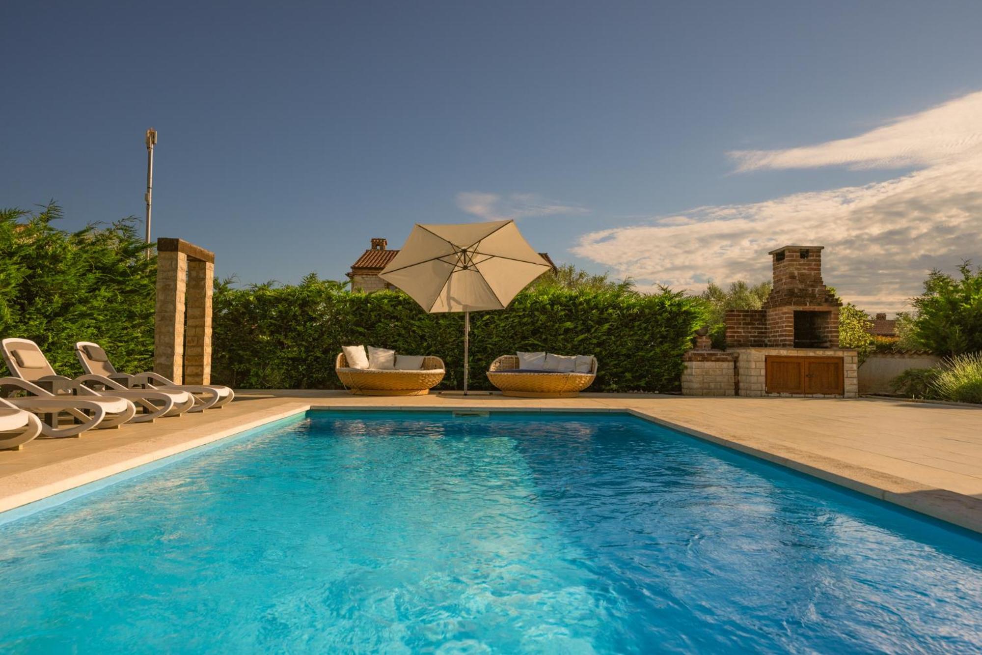 Villa Sonne In Paradis Butkovici  Exterior photo